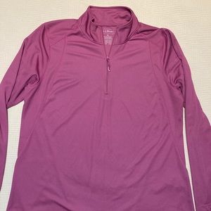 LL Bean running top